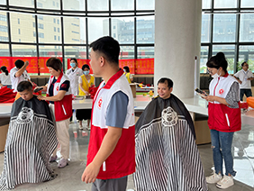 義診送健康 義剪煥新顏|華南工廠(chǎng)開(kāi)展義剪義診活動(dòng)